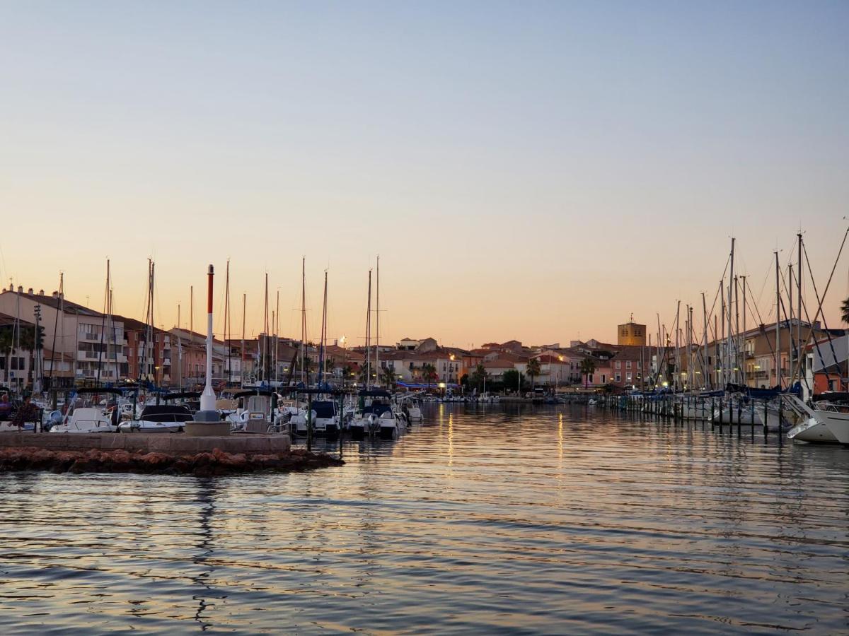 Le Vent Dans Les Voiles - Appartement Classe 4 Etoiles Mèze Dış mekan fotoğraf